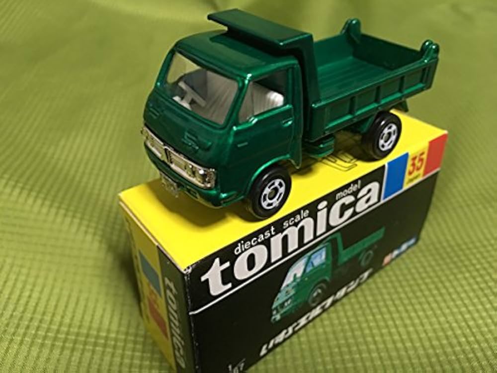 【激レア】トミカ黒箱97-1-16 いすゞエルフ 引越しトラック Amazon.co.jp: トミカ いすゞエルフ ダンプ 復刻版 黒箱 : おもちゃ